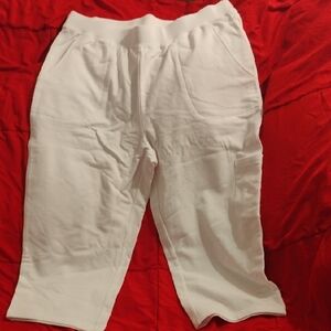 White Cropped Pants